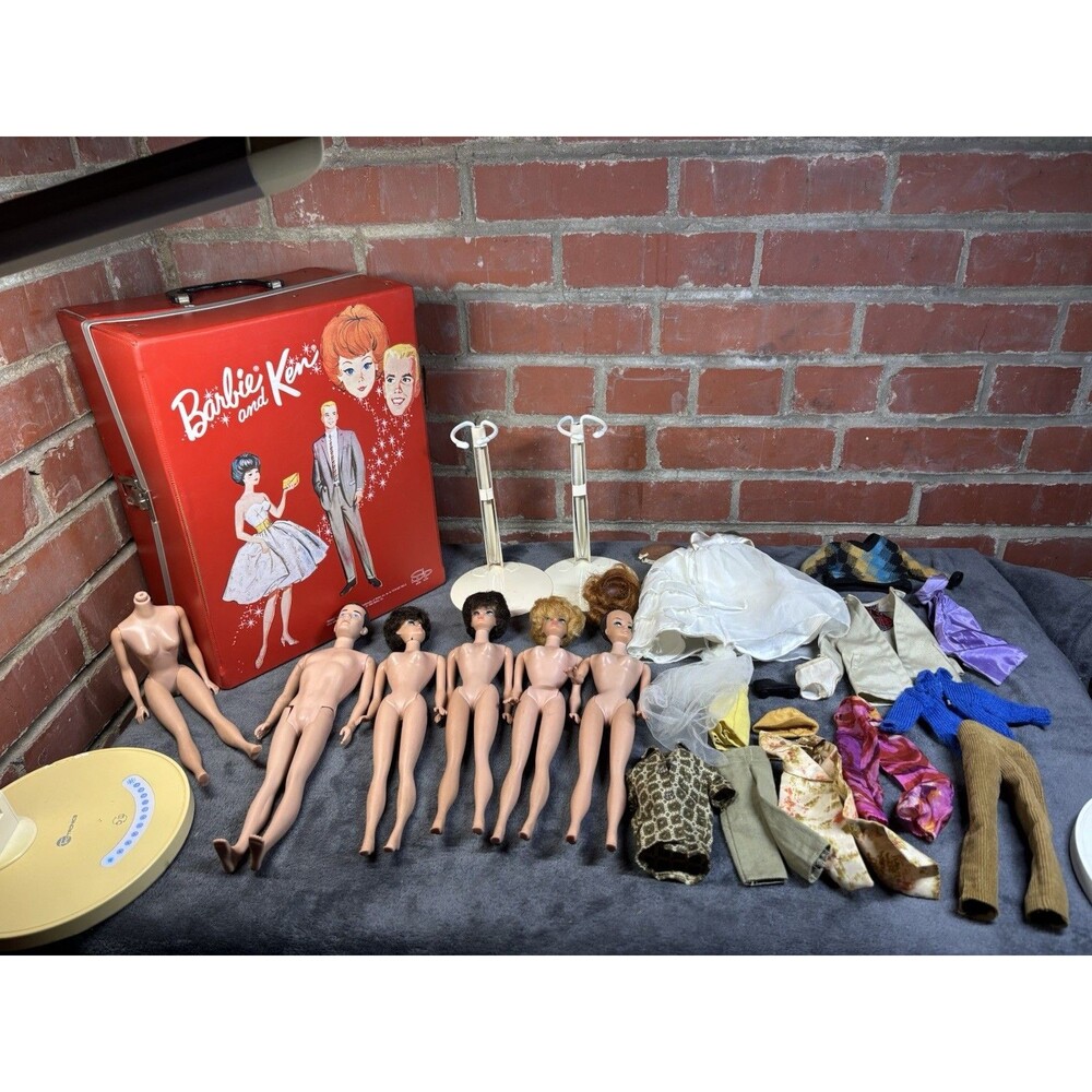 Vintage 60s Barbie Doll Accessory And Clothing Lot With 5 Dolls And Case